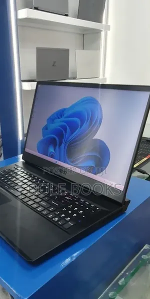 New Laptop MSI Katana GF76 16GB Intel Core i7 SSD 512GB