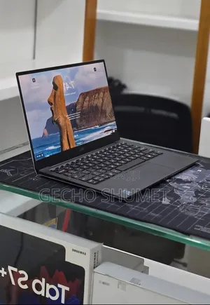 New Laptop Dell XPS 13 16GB Intel Core i7 SSD 512GB