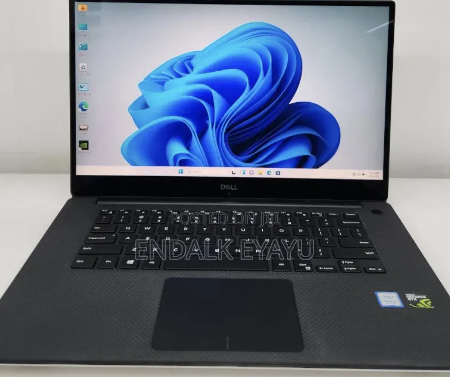 New Laptop Dell XPS 15 16GB Intel Core i7 SSD 512GB