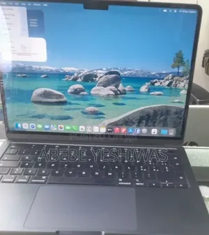 New Laptop Apple MacBook Air 2024 M3 24GB Apple M3 SSD 512GB