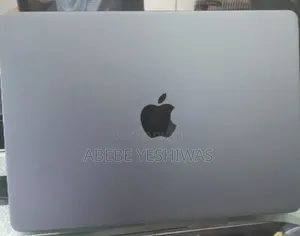New Laptop Apple MacBook Air 2024 M3 24GB Apple M3 SSD 512GB