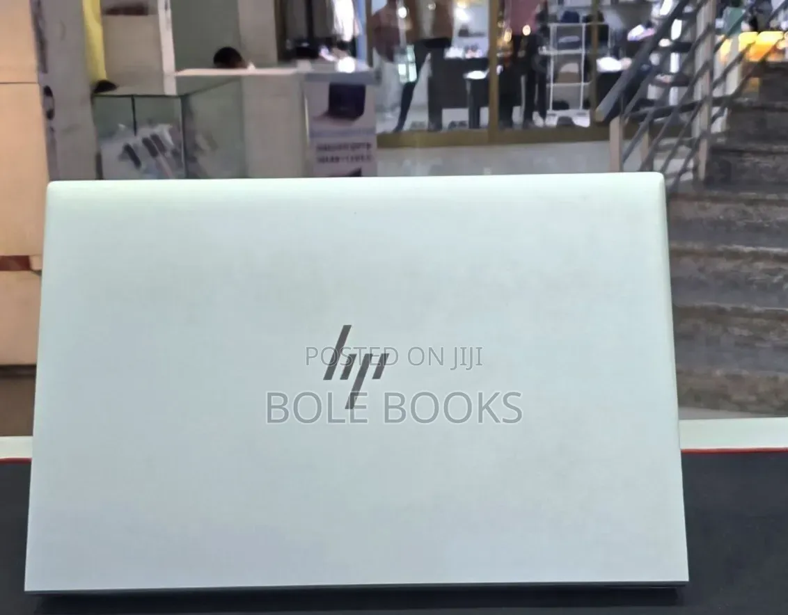 New Laptop HP EliteBook 840 G8 16GB Intel Core i5 SSD 512GB