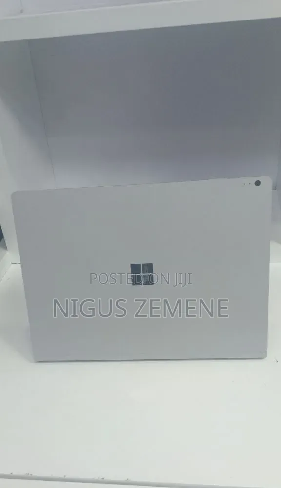 New Laptop Microsoft Surface Book 2 16GB Intel Core i7 SSD 512GB