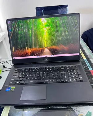 New Laptop MSI Katana GF76 16GB Intel Core i7 SSD 512GB