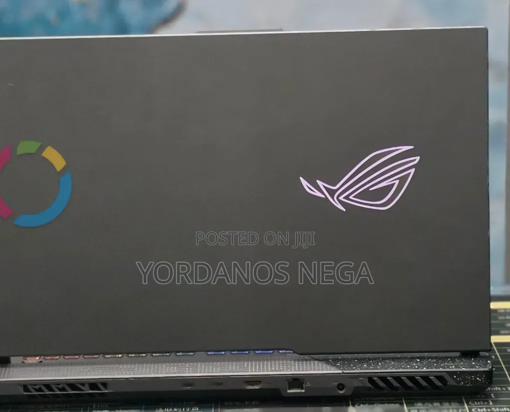 New Laptop Asus ROG Strix G17 16GB AMD Ryzen 9 SSD 1T