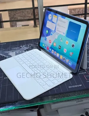 New Apple iPad 10.2 (2021) 64 GB White