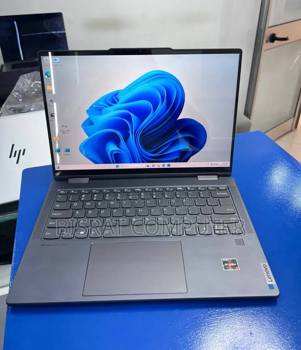 New Laptop Lenovo Yoga Slim 7 16GB AMD Ryzen 7 SSD 512GB