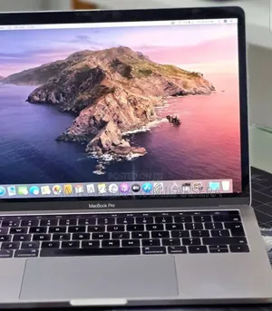 New Laptop Apple MacBook Pro 2019 16GB Intel Core i7 SSD 1T