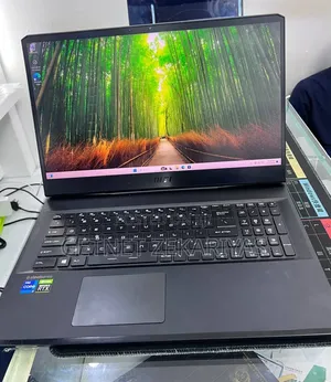 New Laptop MSI GP75 Leopard 16GB Intel Core i7 SSD 512GB
