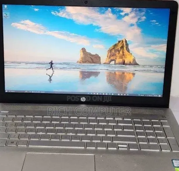 New Laptop HP Pavilion 15 8GB Intel Core i5 SSD 1T