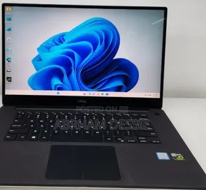 New Laptop Dell 16GB Intel Core i7 SSD 512GB