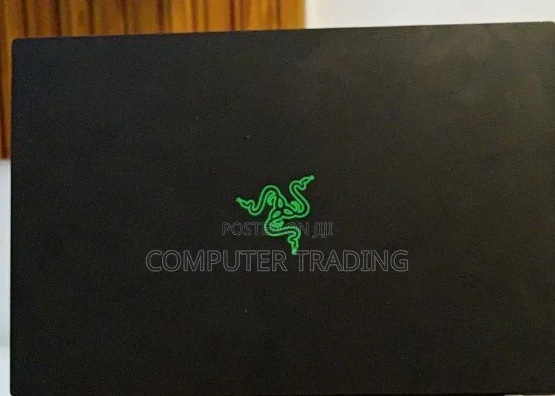 New Laptop Razer Blade 16GB Intel Core i7 SSD 512GB