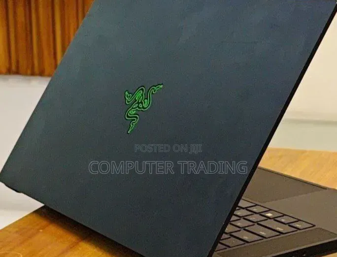 New Laptop Razer Blade 16GB Intel Core i7 SSD 512GB
