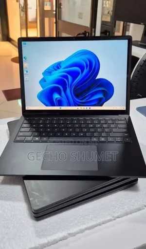 New Laptop Microsoft Surface Laptop 3 16GB Intel Core i7 SSD 256GB