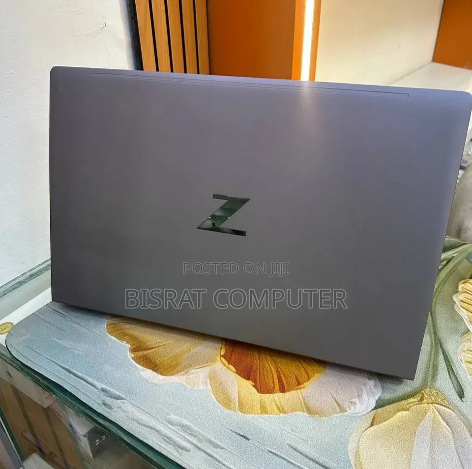New Laptop HP ZBook 14 16GB Intel Core i7 SSD 512GB