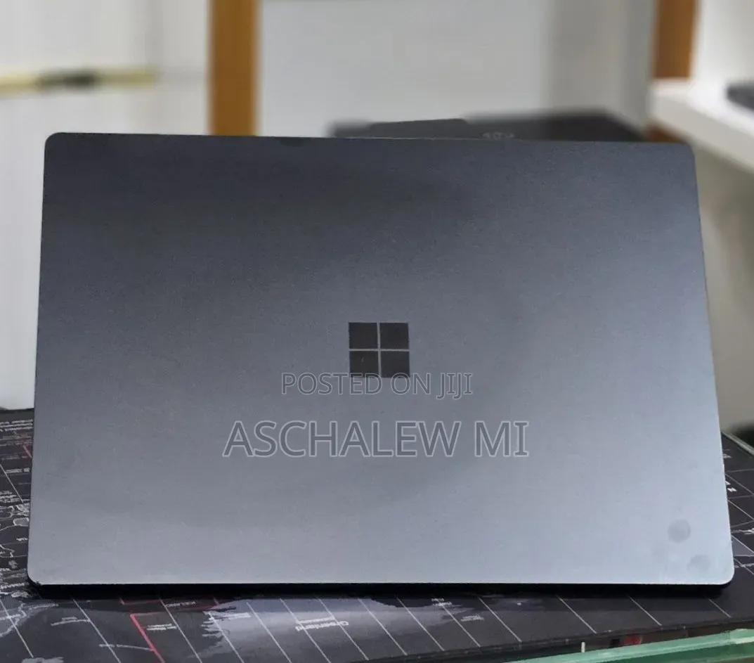 New Laptop Microsoft Surface Laptop 3 32GB Intel Core i7 SSD 1T
