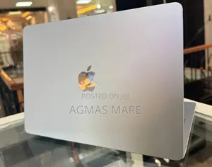 New Laptop Apple MacBook Air 2025 M4 16GB Apple M4 SSD 256GB