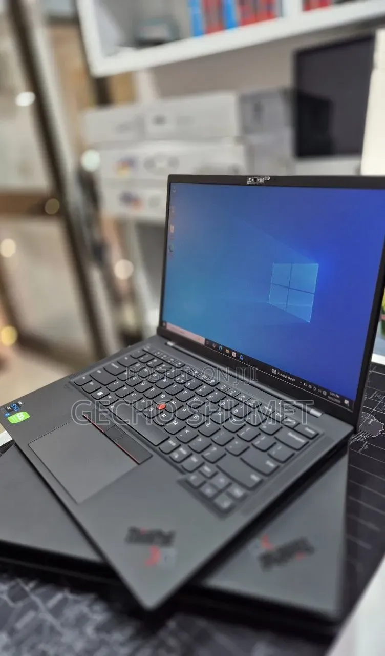 New Laptop Lenovo ThinkPad X1 Carbon 16GB Intel Core i7 SSD 512GB