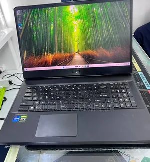 New Laptop MSI GP75 Leopard 16GB Intel Core i7 SSD 512GB