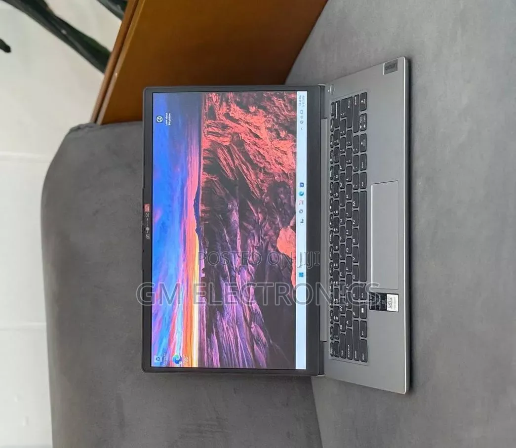 New Laptop Lenovo IdeaPad 1 8GB Intel Core i5 SSD 512GB