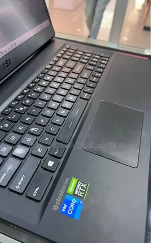 New Laptop MSI GP75 Leopard 16GB Intel Core i7 SSD 512GB