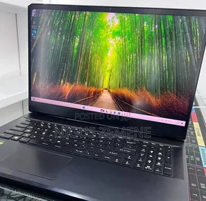 New Laptop MSI GP75 Leopard 16GB Intel Core i7 SSD 512GB