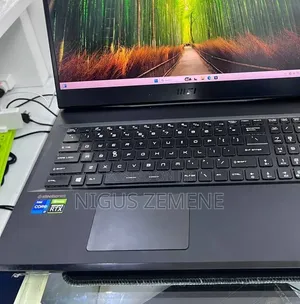 New Laptop MSI GP75 Leopard 16GB Intel Core i7 SSD 512GB