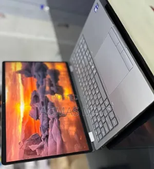 New Laptop HP 32GB Intel Core Ultra 7 SSD 1T