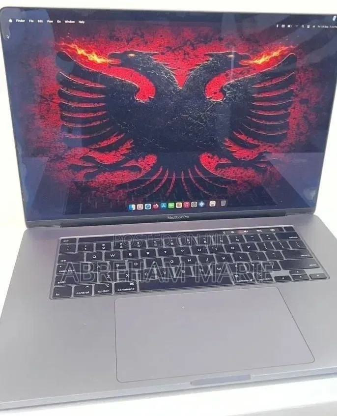 New Laptop Apple MacBook Pro 2019 32GB Intel Core i9 SSHD (Hybrid) 1T