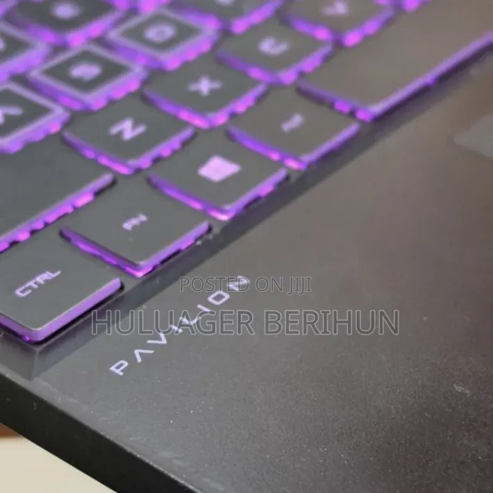 New Laptop HP Pavilion 15 16GB Intel Core i7 SSD 512GB