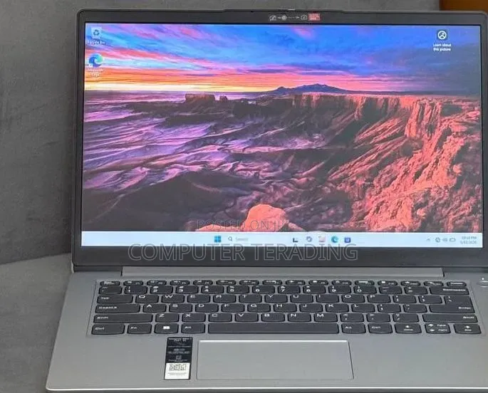New Laptop Lenovo Ideapad 3 8GB Intel Core i5 SSD 512GB