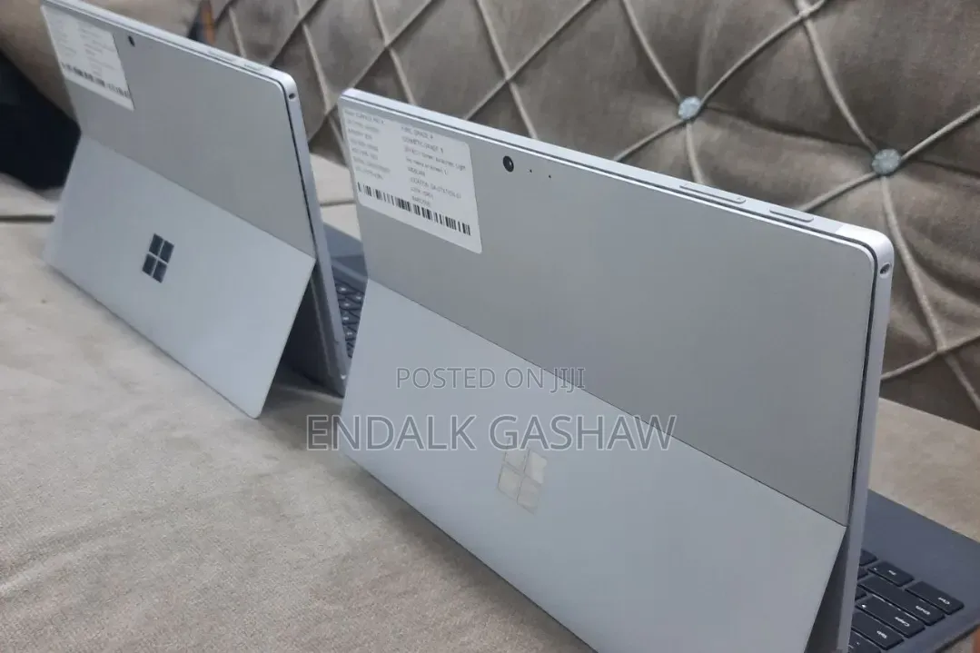 New Laptop Microsoft Surface Pro 6 8GB Intel Core i5 SSD 256GB