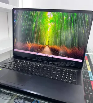 New Laptop MSI GP75 Leopard 16GB Intel Core i7 SSD 512GB