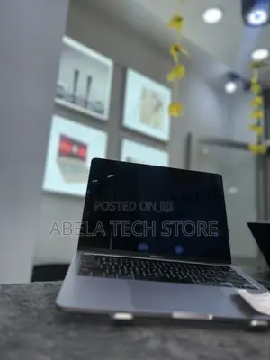 Laptop Apple MacBook Pro 2020 8GB eMMC 256GB