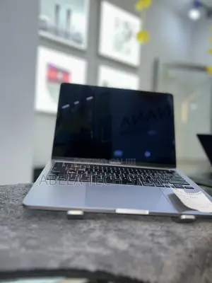 Laptop Apple MacBook Pro 2020 8GB eMMC 256GB