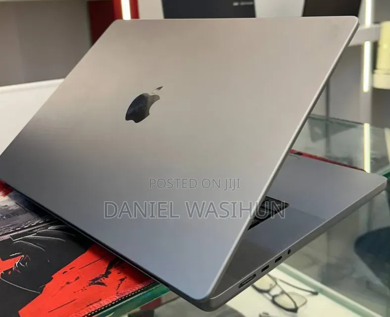 New Laptop Apple MacBook Pro 2021 M1 Max 32GB Apple M1 Max SSD 1T
