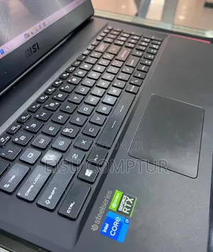 New Laptop MSI Pulse GL76 16GB Intel Core i7 SSD 512GB
