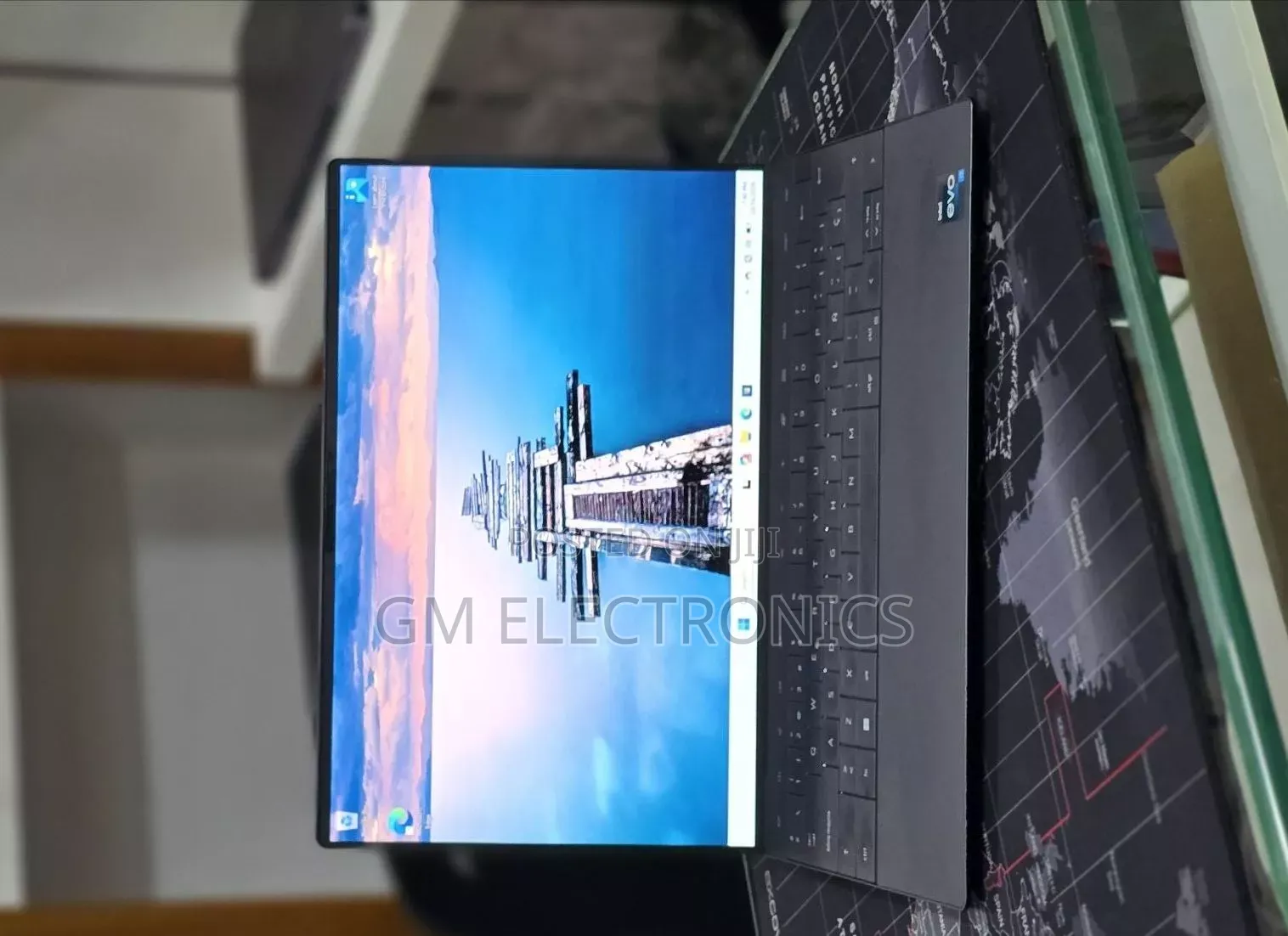 New Laptop Dell XPS 15 16GB Intel Core i7 SSD 512GB