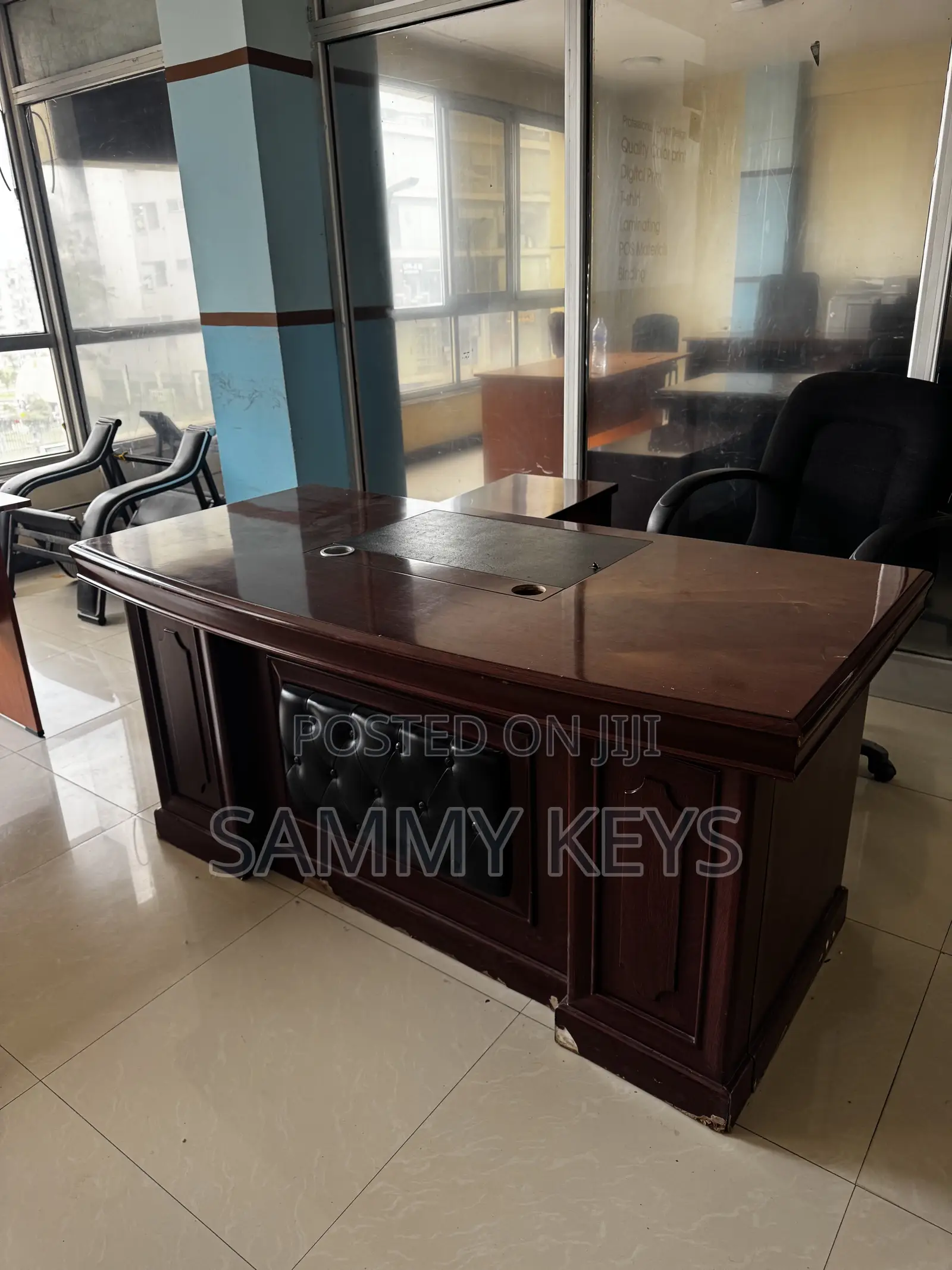 Managerial Table