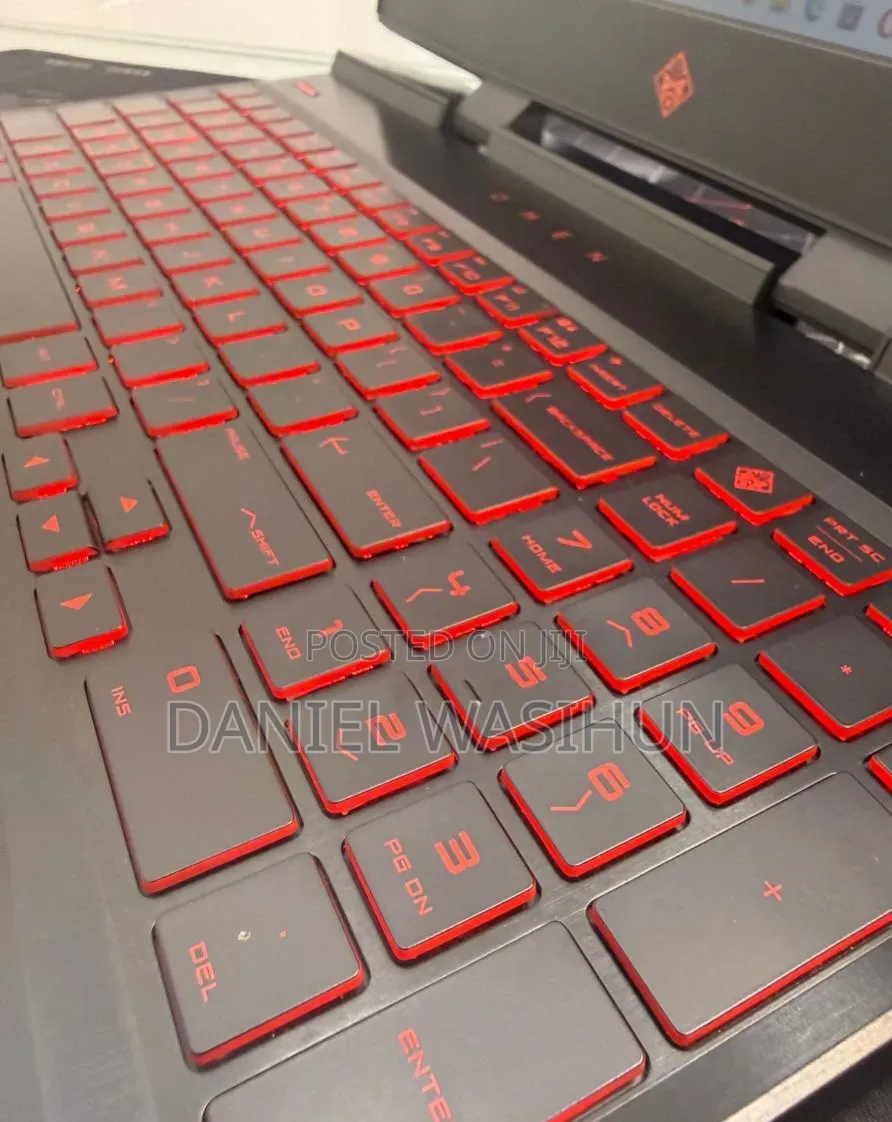 New Laptop HP Omen 15 16GB Intel Core i5 SSD 512GB