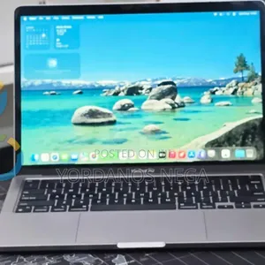 New Laptop Apple MacBook Pro 2022 M2 16GB Apple M2 SSD 256GB