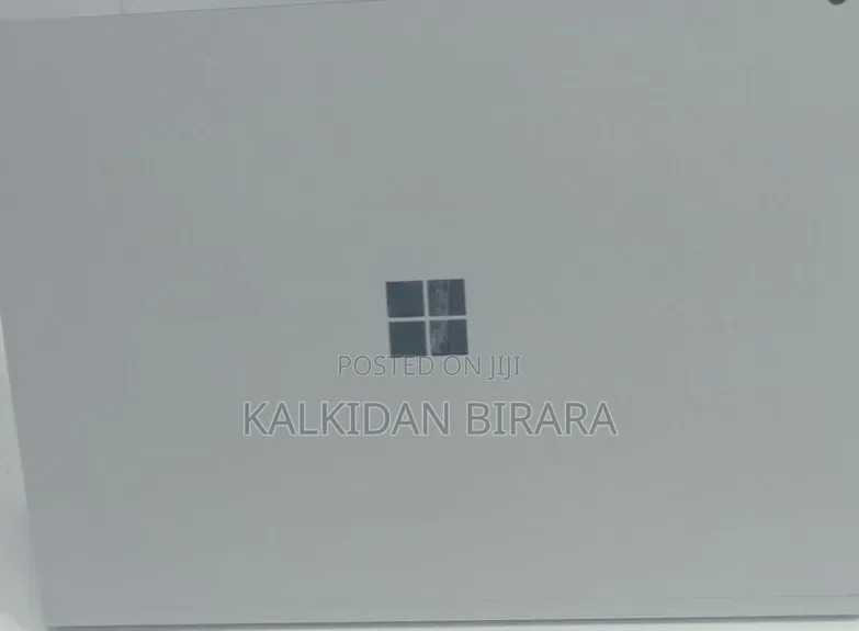 New Laptop Microsoft Surface Book 2 16GB Intel Core i7 SSD 512GB