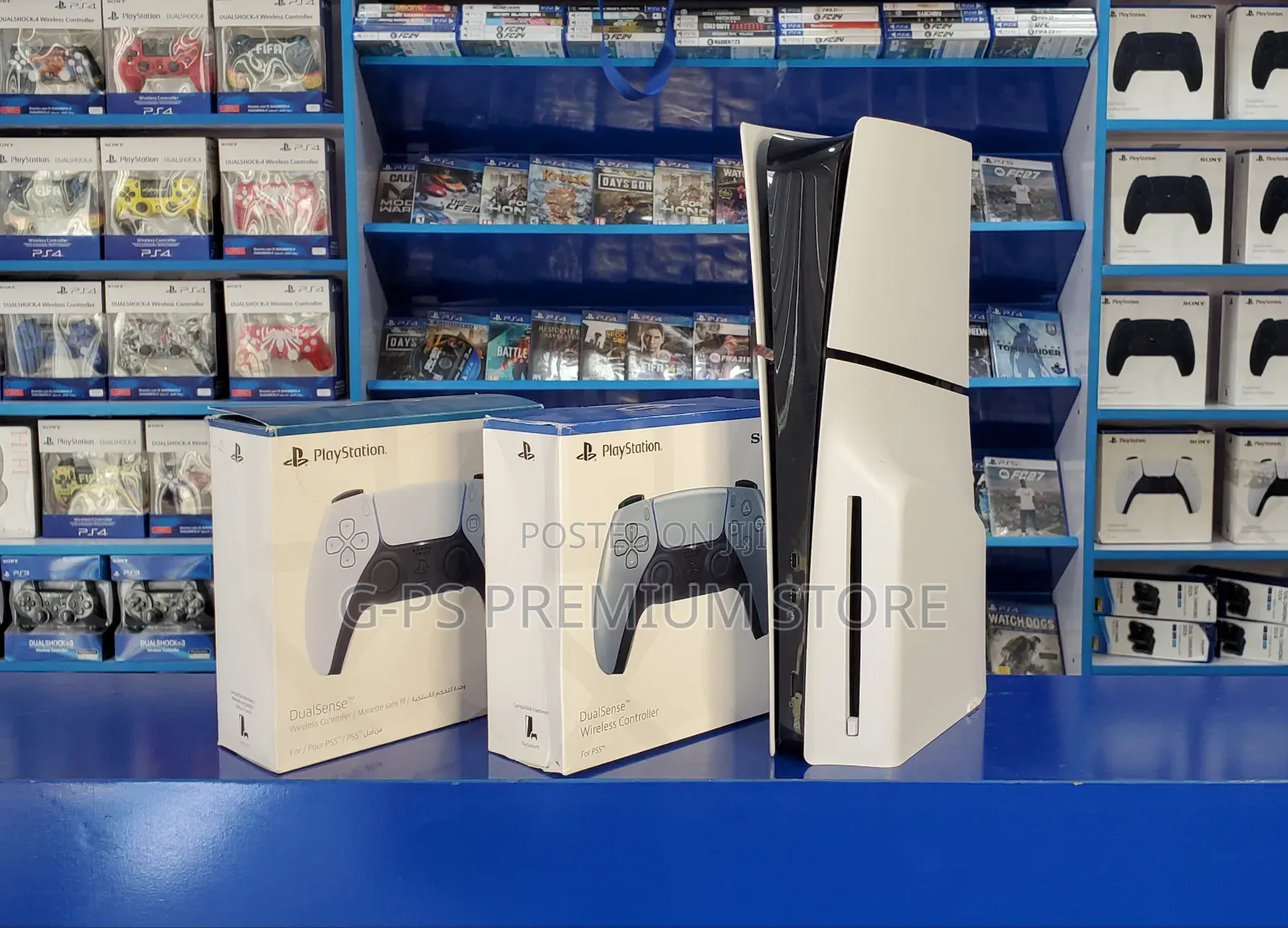 PS5 Slim Almost New – GTA 5 + 10 Games
‎