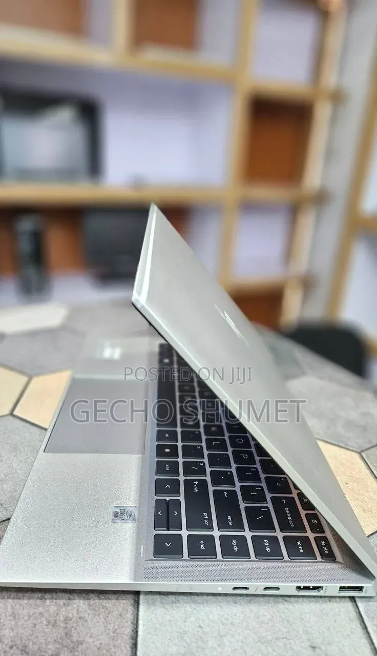 New Laptop HP EliteBook x360 1040 G7 16GB Intel Core i7 SSD 512GB