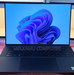 New Laptop Dell Precision 5560 16GB Intel Core i9 SSD 512GB