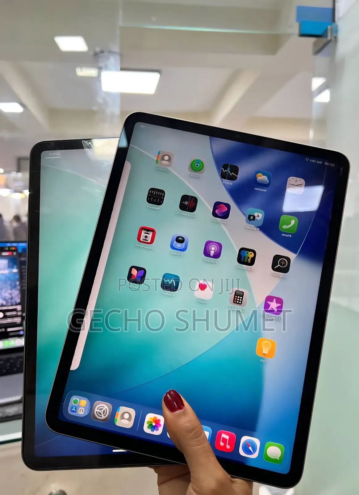 New Apple iPad Pro (2022) 256 GB Silver