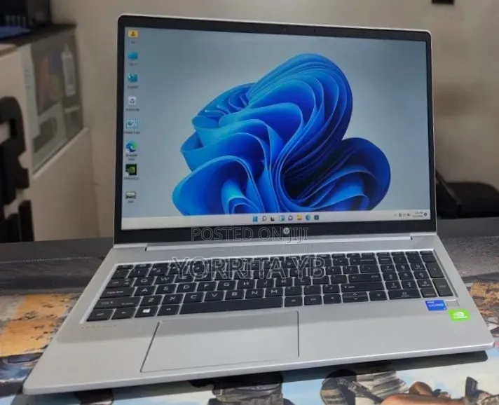 New Laptop HP ProBook 450 G8 16GB Intel Core i7 SSD 512GB