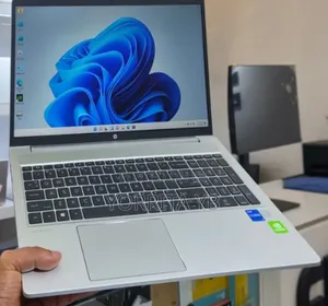 New Laptop HP ProBook 450 G8 16GB Intel Core i7 SSD 512GB