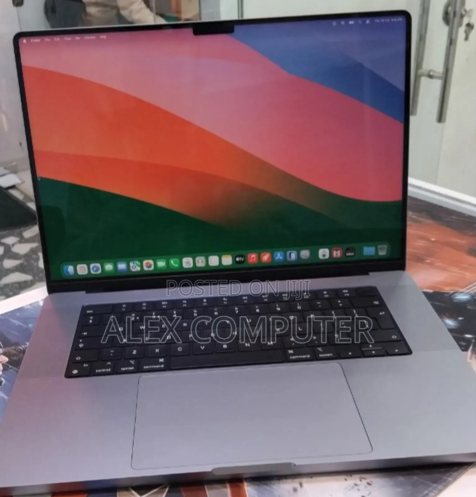New Laptop Apple MacBook Pro 2021 M1 Max 64GB Apple M1 Max SSD 1T