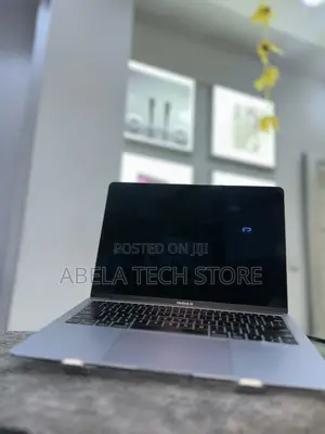 Laptop Apple MacBook Air 2019 8GB eMMC 256GB